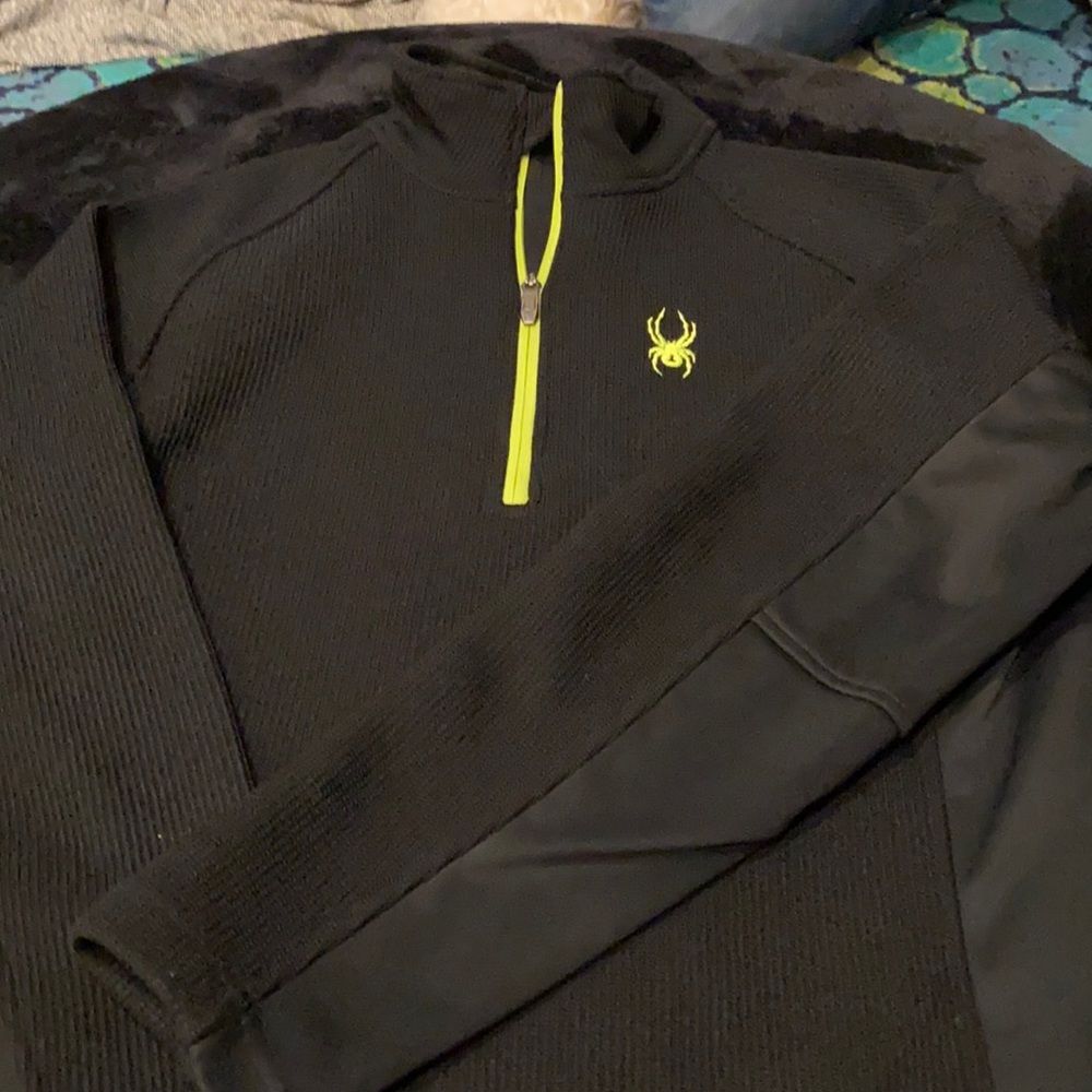 Spider core sweater black and neon yellow